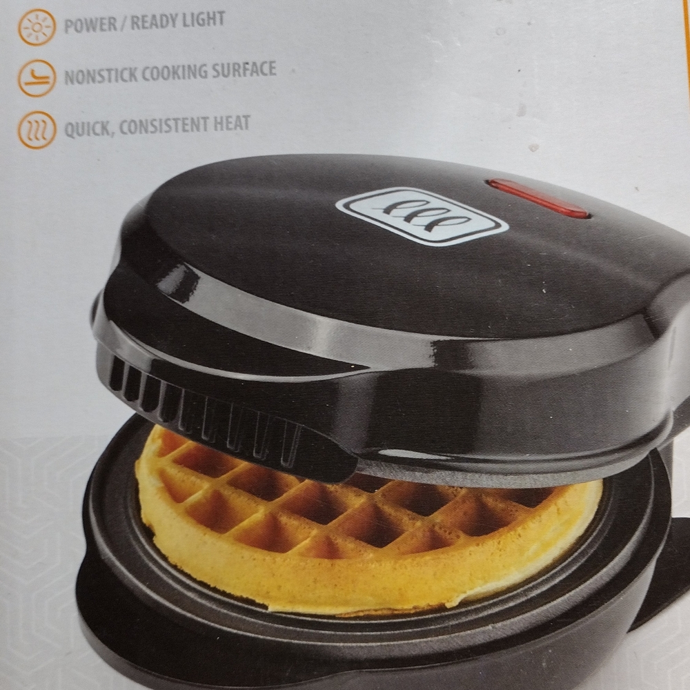 Waffle Maker Mini Toastmaster New
